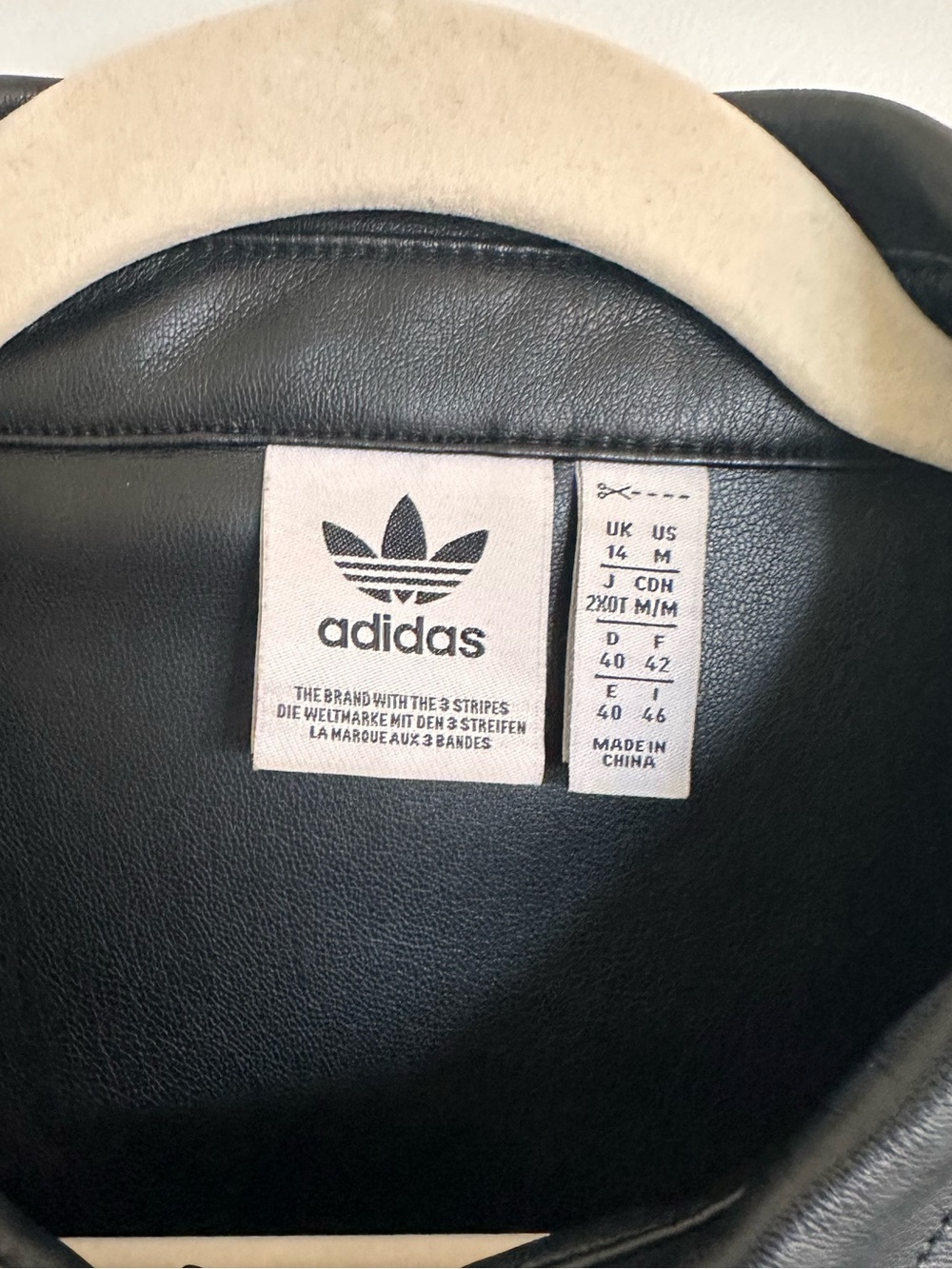 Adidas originals fake leather overshirt - Picture 4 of 8